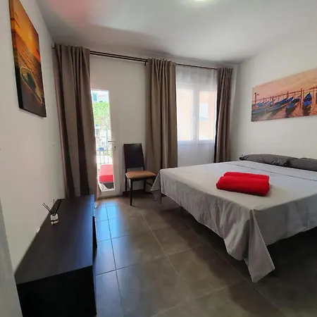 Acolhedor Em Apartamento